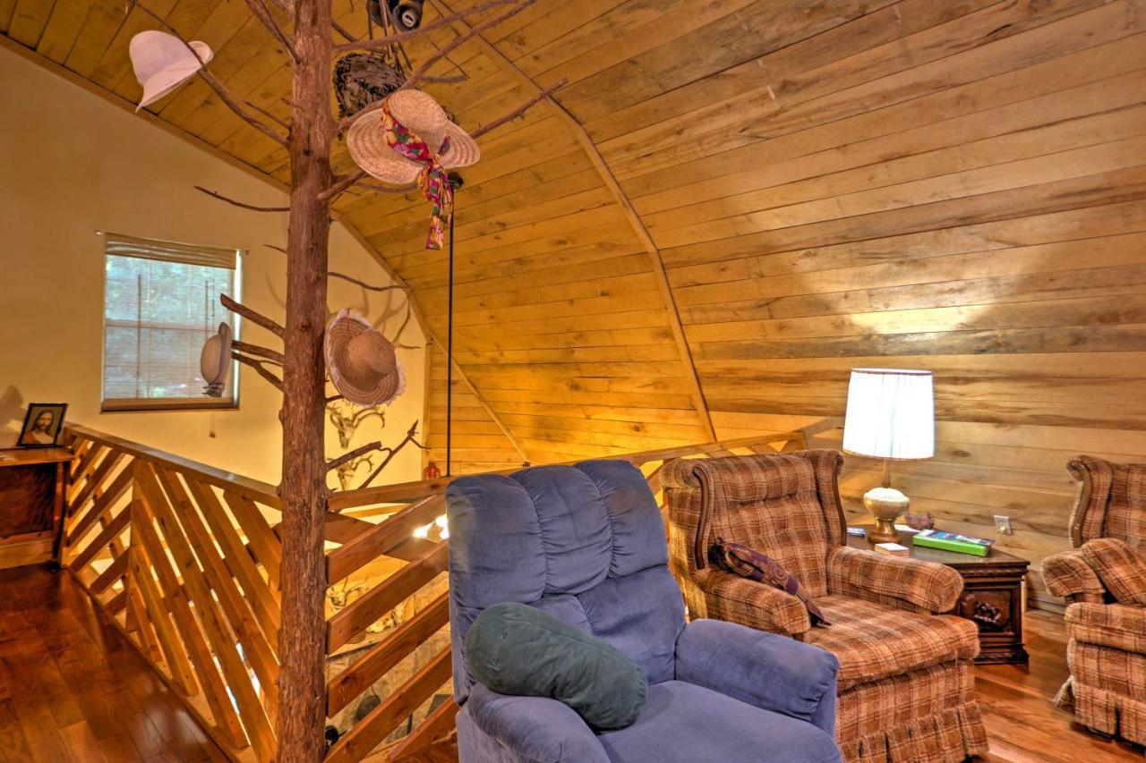 Rustic Taswell Cabin Grill And Walk To Patoka Lake! Exterior photo