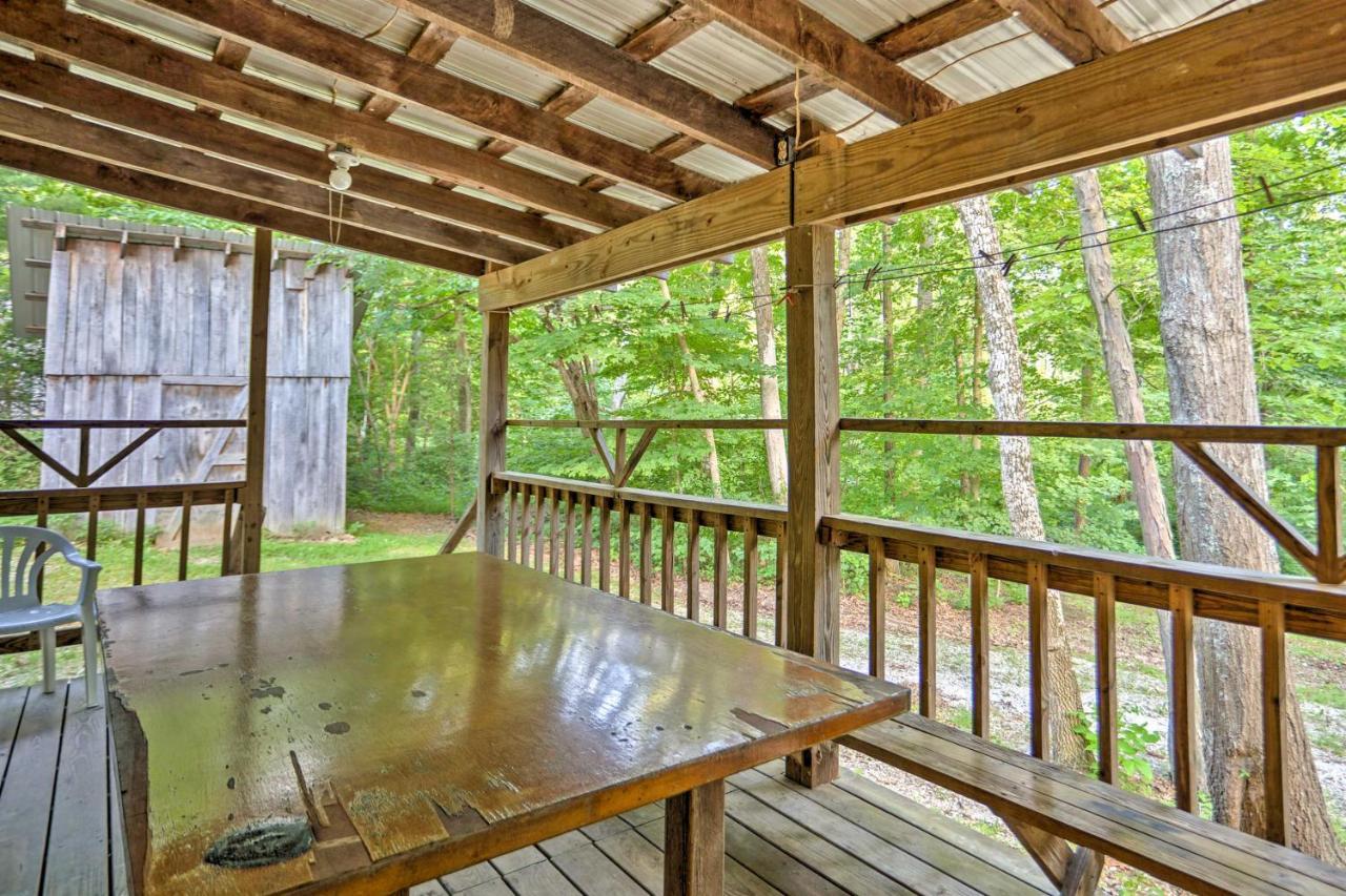 Rustic Taswell Cabin Grill And Walk To Patoka Lake! Villa Exterior photo